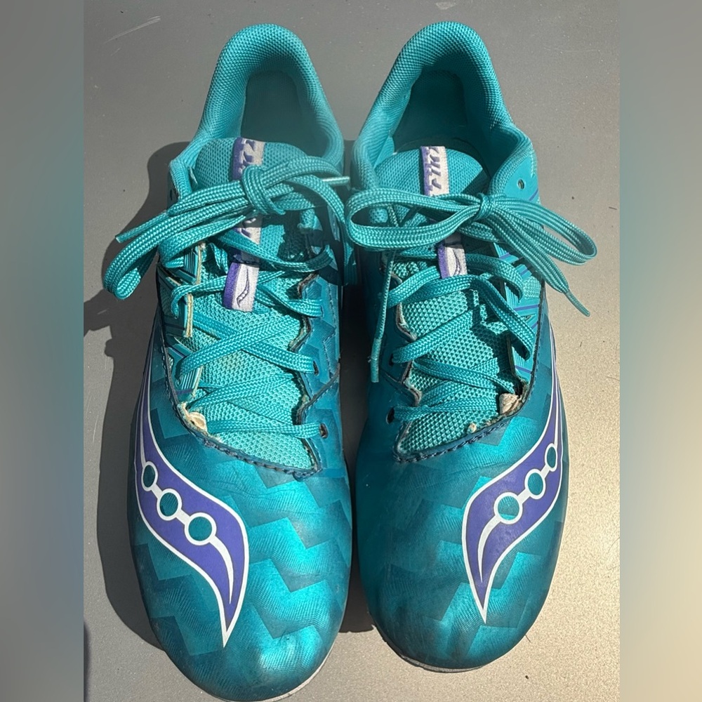 8.5 sauciny spitfire track spikes